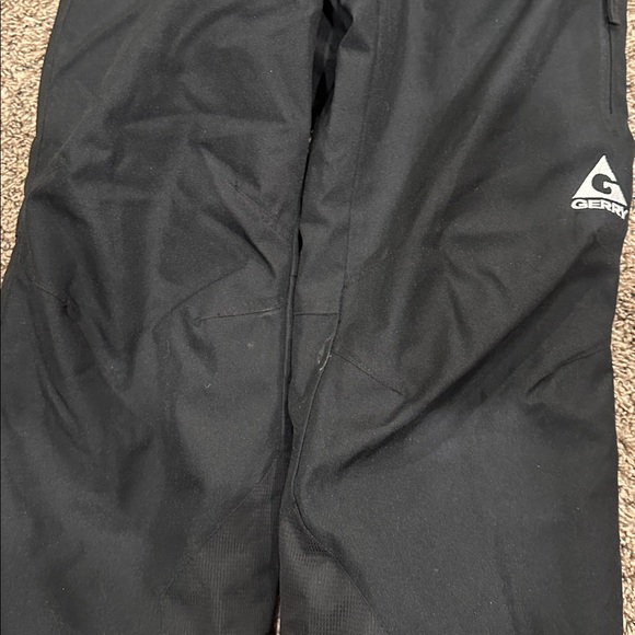 Gerry Brand Black Youth Insulated Snow Pants with Suspenders - Picture 4 of 5